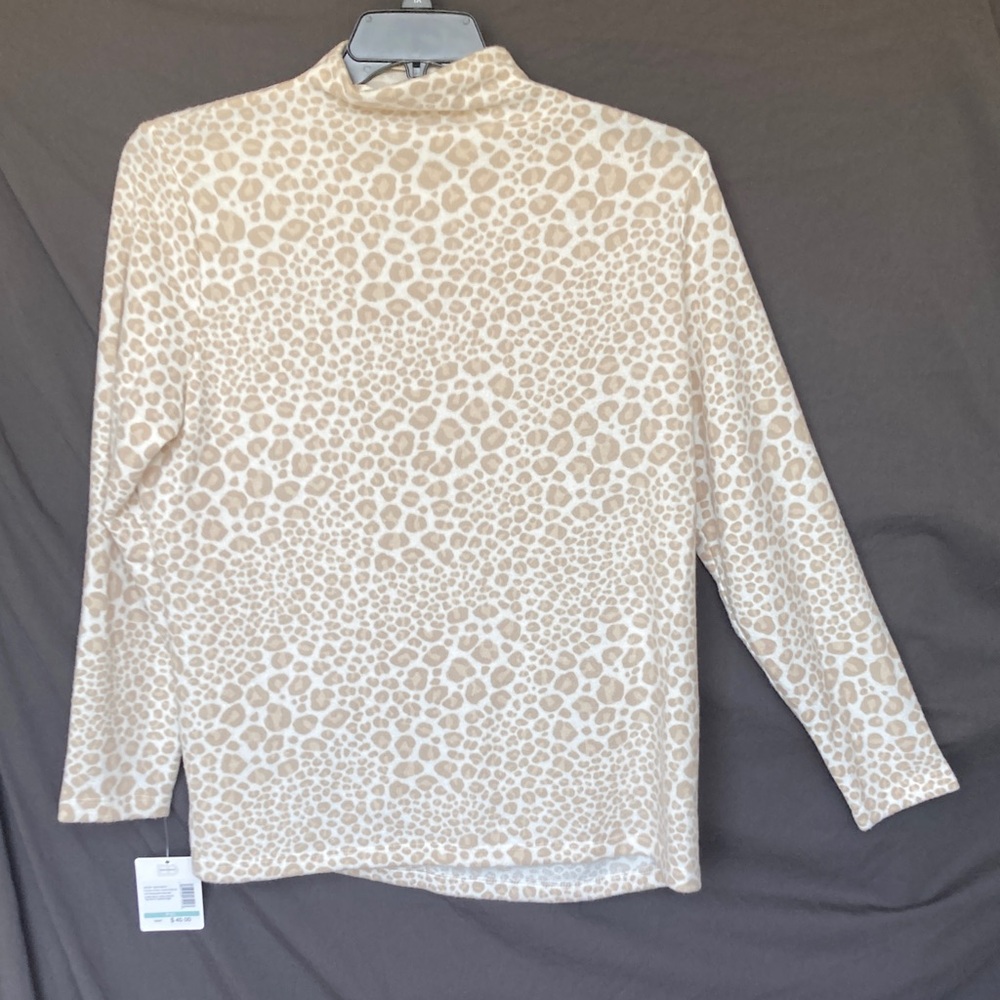 Emily Daniels top mockneck cheetah print animal print neutral PXL - Picture 7 of 15